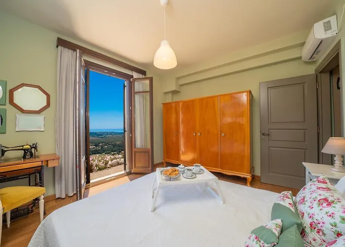 Saint George Castle With Sea View Livathos (Kefalonia)